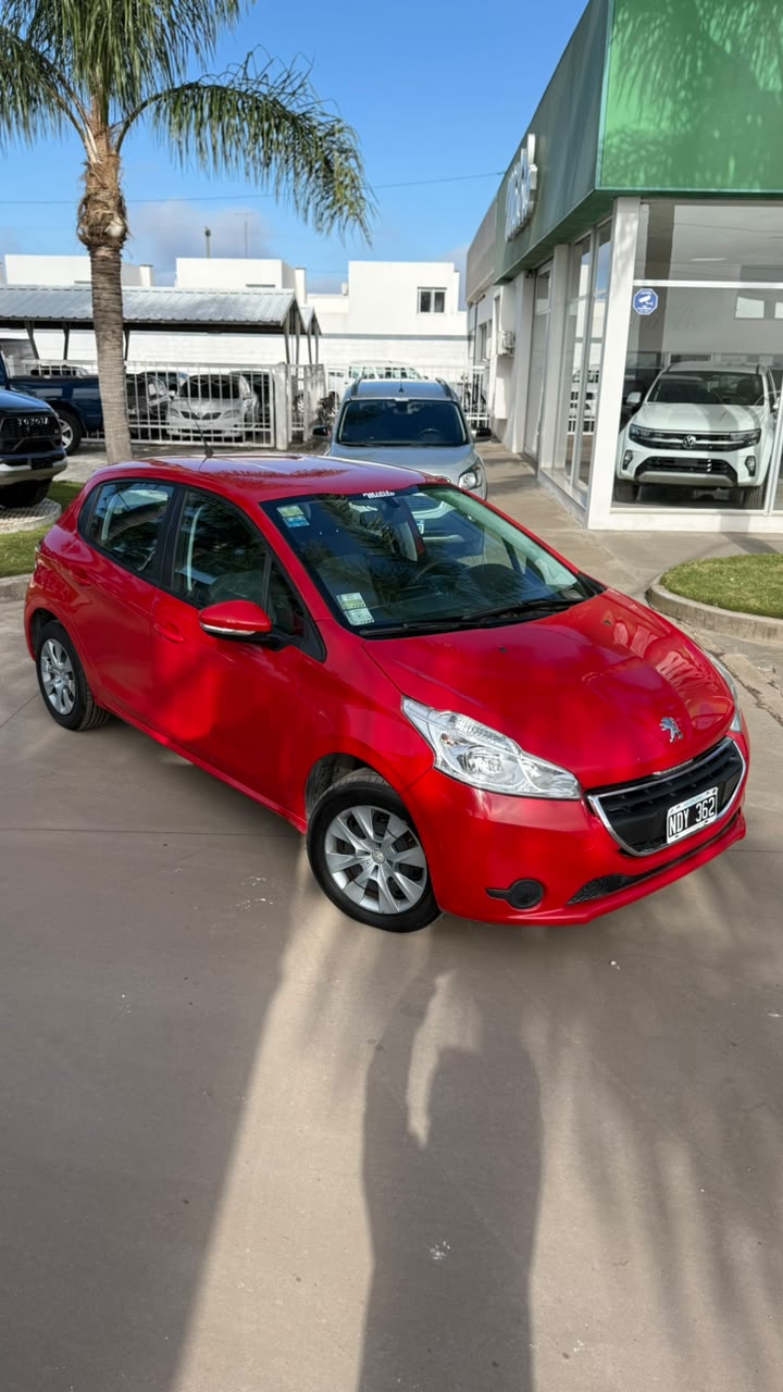 PEUGEOT - 208  ACTIVA  1.5  - MANUAL   - 2013